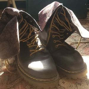 Dr. Martina Aleina size 11